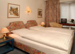 Aarde 3* Cologne